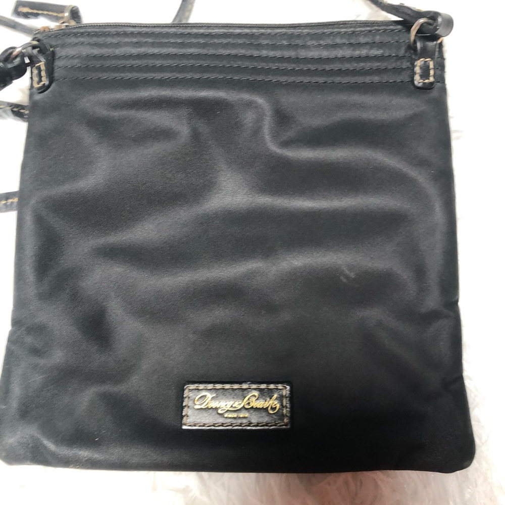 Dooney & Bourke - Picture 2 of 6